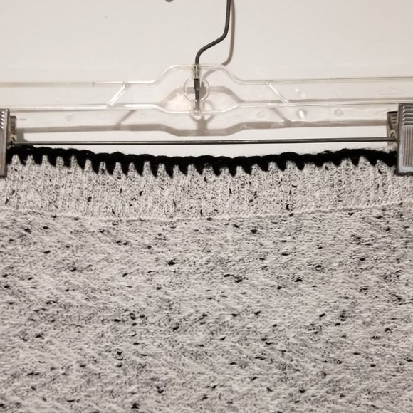 Maxi grey pencil skirt with dip side slit - Picture 4 of 7